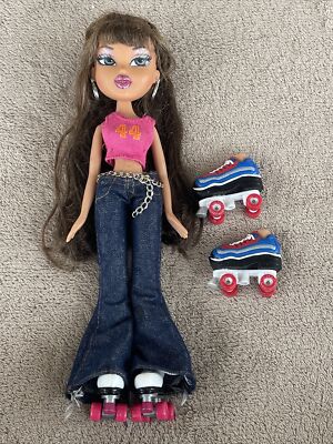 Ancienne Poupée Bratz Flashback Fever - Sasha Et Yasmin De 2004 En Très Bon état
