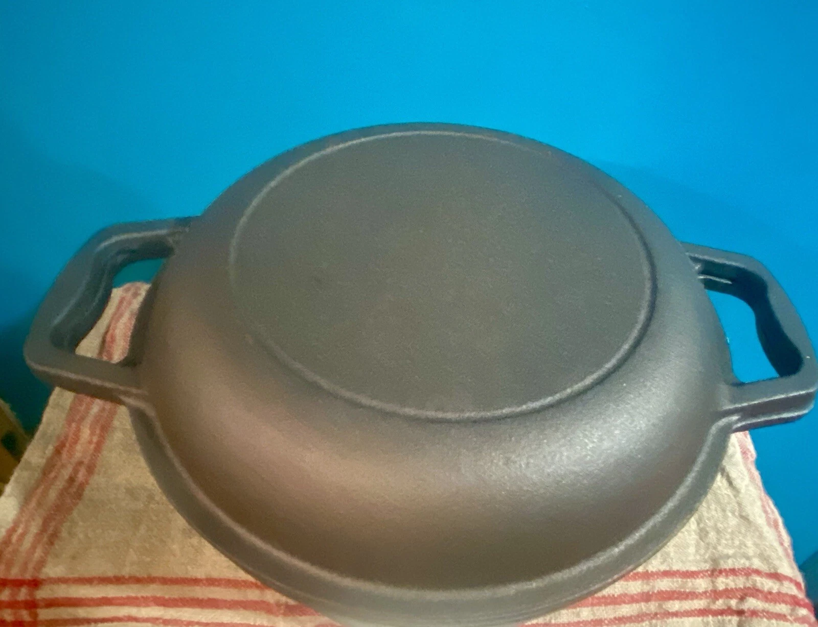 Combo CAST IRON DUTCH OVEN & Handled SKILLET LID 5 QT EUC SEASONED