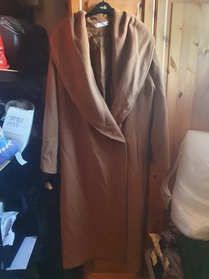 maroon colour winter jacket