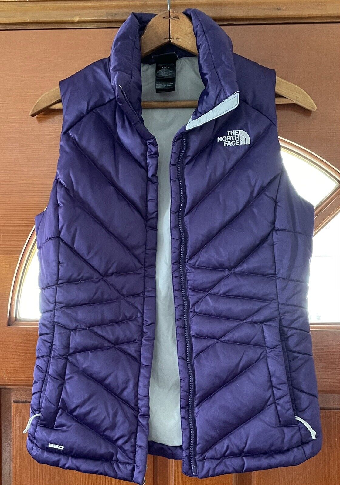 Sunset Mountain Sleeveless Puffer Jacket - Women - Ready-to-Wear