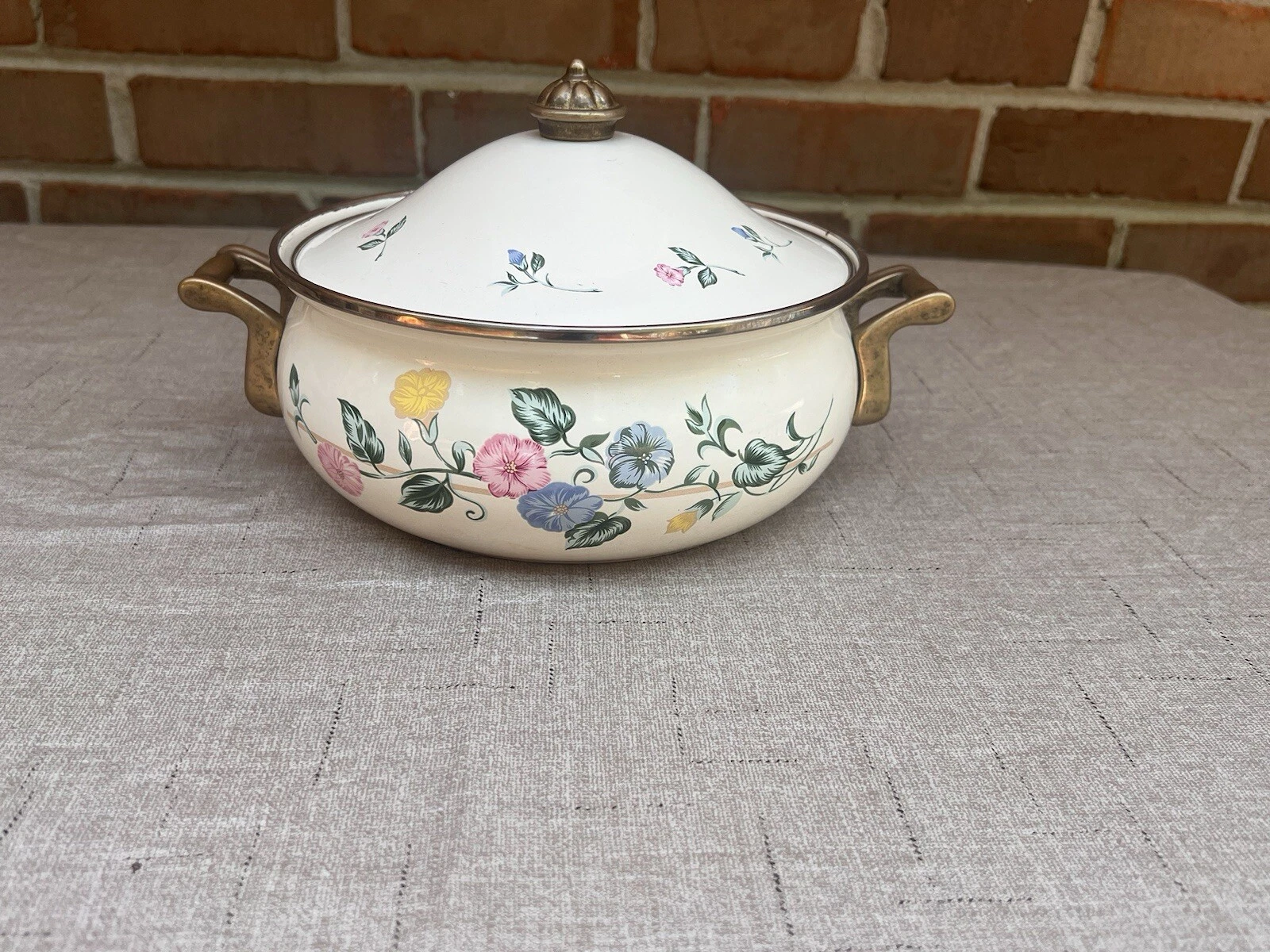 Lincoware 89 Lauria Taiwan Vintage Enamel Dutch Oven Stockpot Pot W/lid