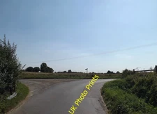 Photo 12x8 Heywood Road, Gissing Goose Green/TM1187 At the junction with  c2016