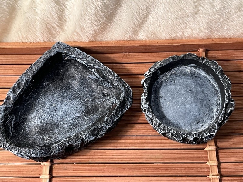 2 Reptile Water & Food Bowls Feeding Dish for Gecko, Lizard, Frog, Snake, Spider