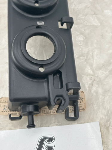 YAMAHA TOOL BOX 4X7-21171-00-00 Y13 - Picture 3 of 5