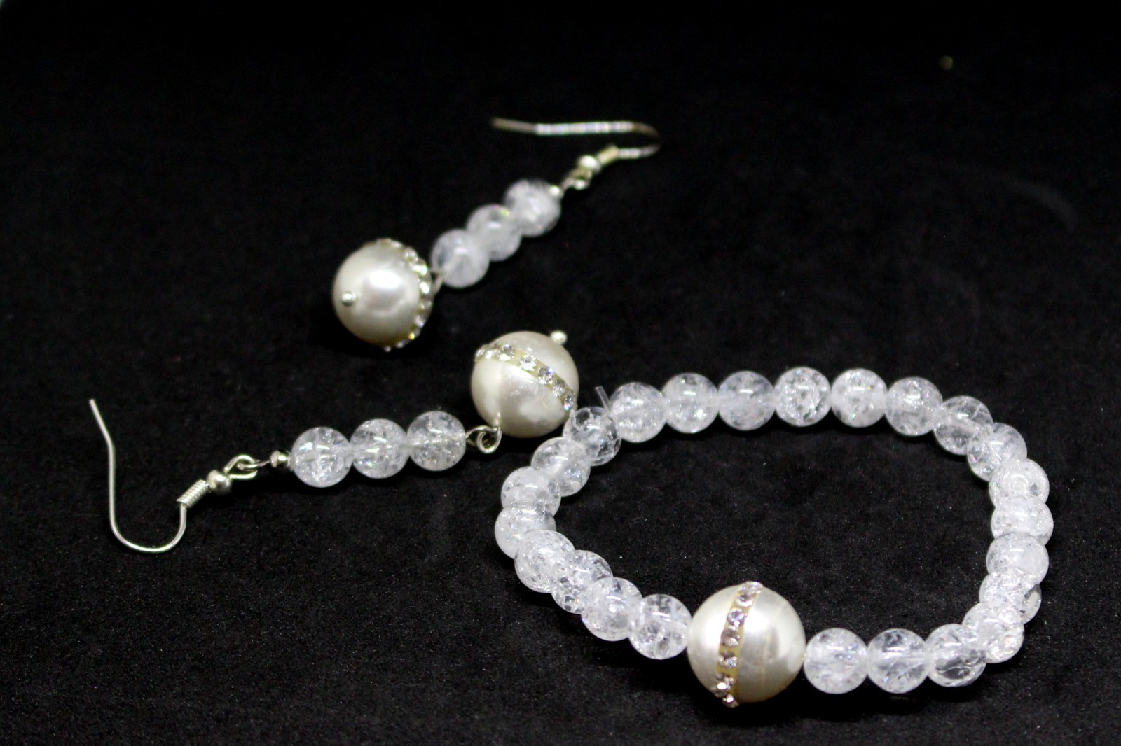 Parure en cristal boucles d'oreilles et bracelet anti-allergie qui ne ternit pas