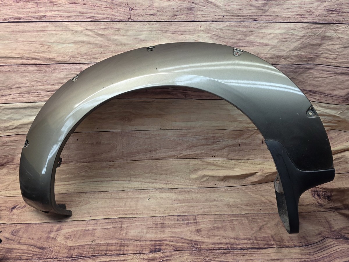 2001 2002 2003 2004 Nissan Frontier Rear Driver Quater Flare Trim