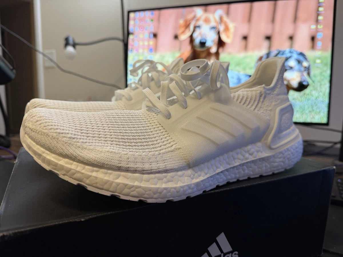 adidas gazelle silver green womens adidas Unisex-Adult Ultraboost Light Sneaker