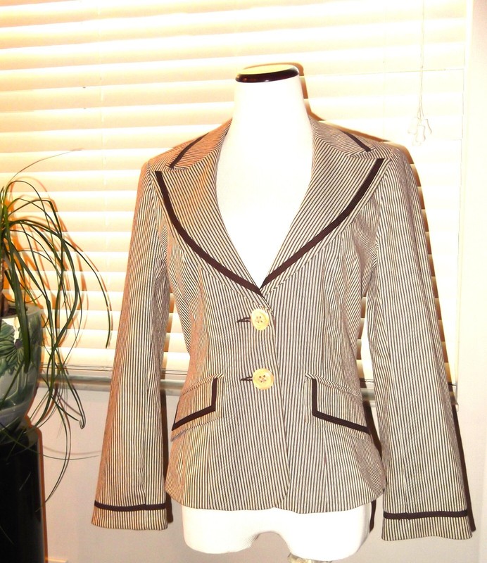 NANETTE LEPORE JACKET - BEIGE / BROWN STRIPE & DOT COMBO - WORN TWICE - SIZE 6
