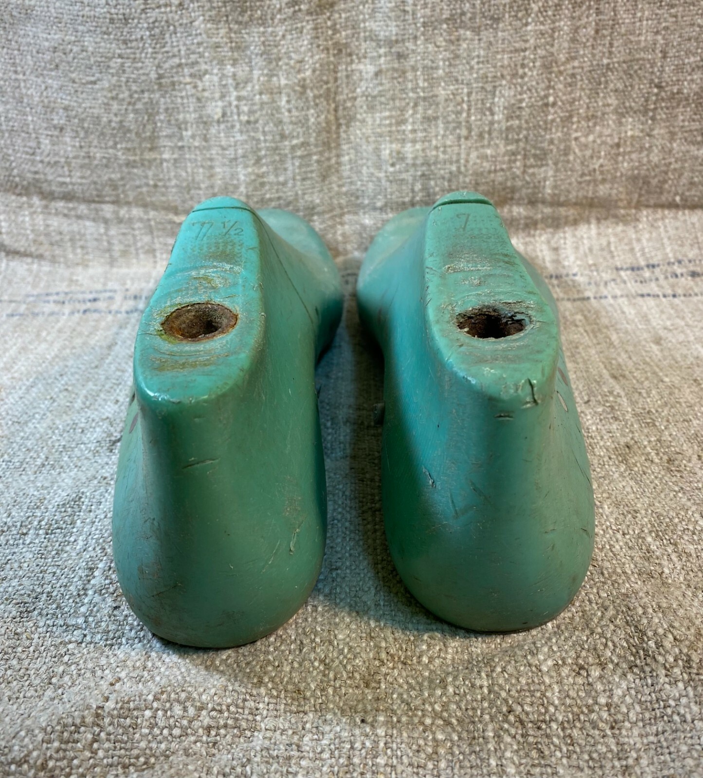 Vintage plastic pair green Shoe Form Home Decor Shoem… Gem