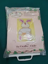 The Bumpkins  1236 Hoppy Bunny Basket Plastic Canvas  The Creative Circle