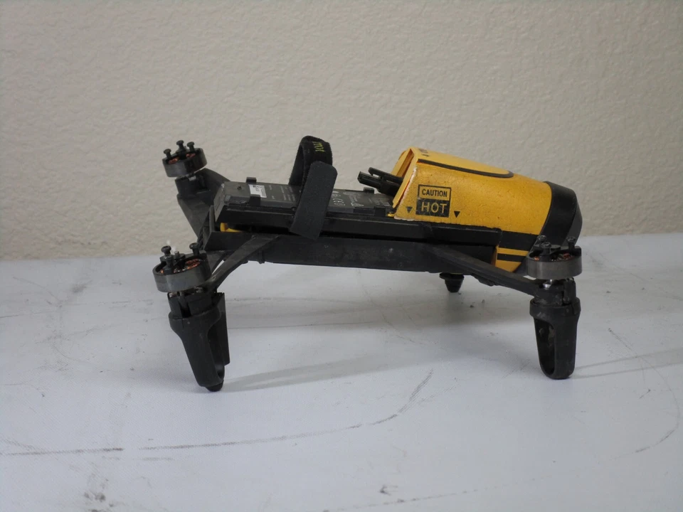 Parrot BeBop Drone Yellow W/O Accessories - Image 3 of 4