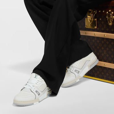 LOUIS VUITTON LVトレイナー スニーカー グラファイト UK12 Louis Vuitton LV Trainer Sneaker 