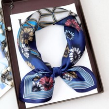 100 Silk Mulberry 26" square Scarf Women neckerchief Wrap Flower Steed blue