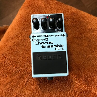 Boss CE-5 Chorus Ensemble Stereo Guitar Effects Pedal n225