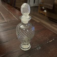 Avon Skin So Soft Bath Oil Elegant Glass Bottle Handle Decanter - 8 oz. Empty