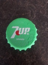 VTG 7UP Beverage Bottle Cap Collectible Eraser FREE COMBINED SHIPPING