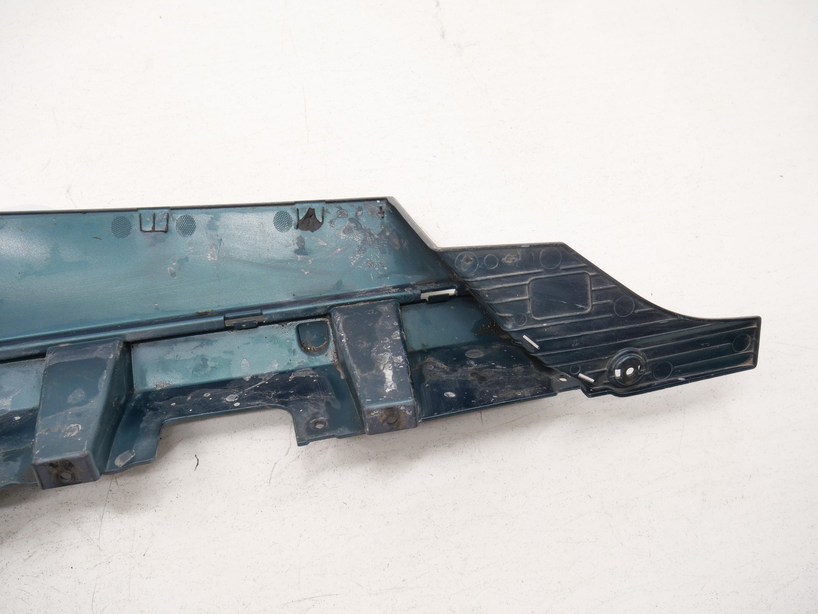 Used Rear Left Driver Quarter Rocker Panel Trim 2020-2023 Mclaren GT OEM