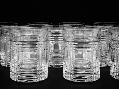 RALPH LAUREN CRYSTAL ''GLEN PLAID'' 10 OZ DBL OLD FASHIONED GLASS  4 1/8'' X 3 1/8''
