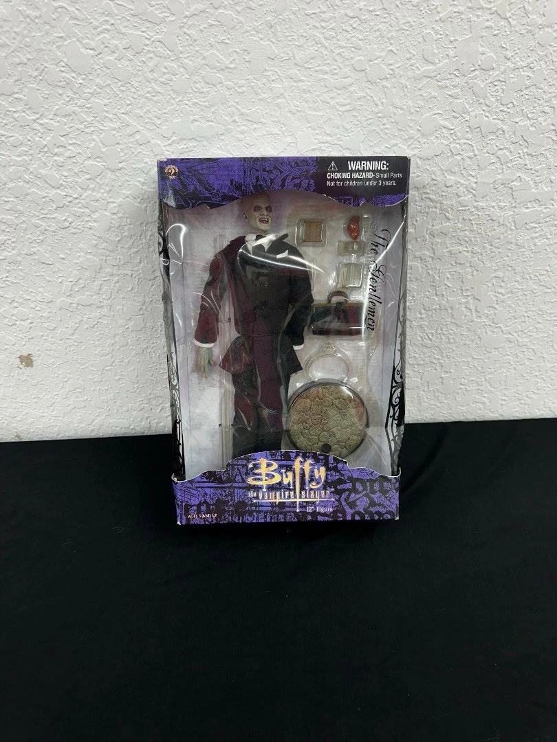 Sideshow Collectibles Buffy the Vampire Slayer Action Figure for
