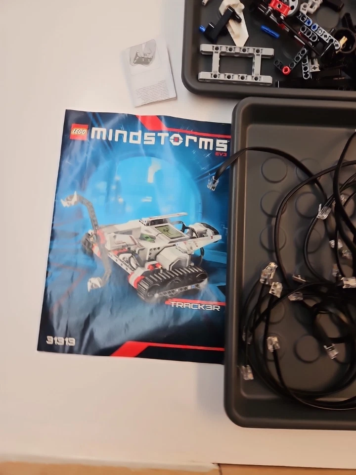 LEGO Mindstorms EV3 31313 Assorted Parts Lot Technic Motors Robotics Tested - Image 3 of 4