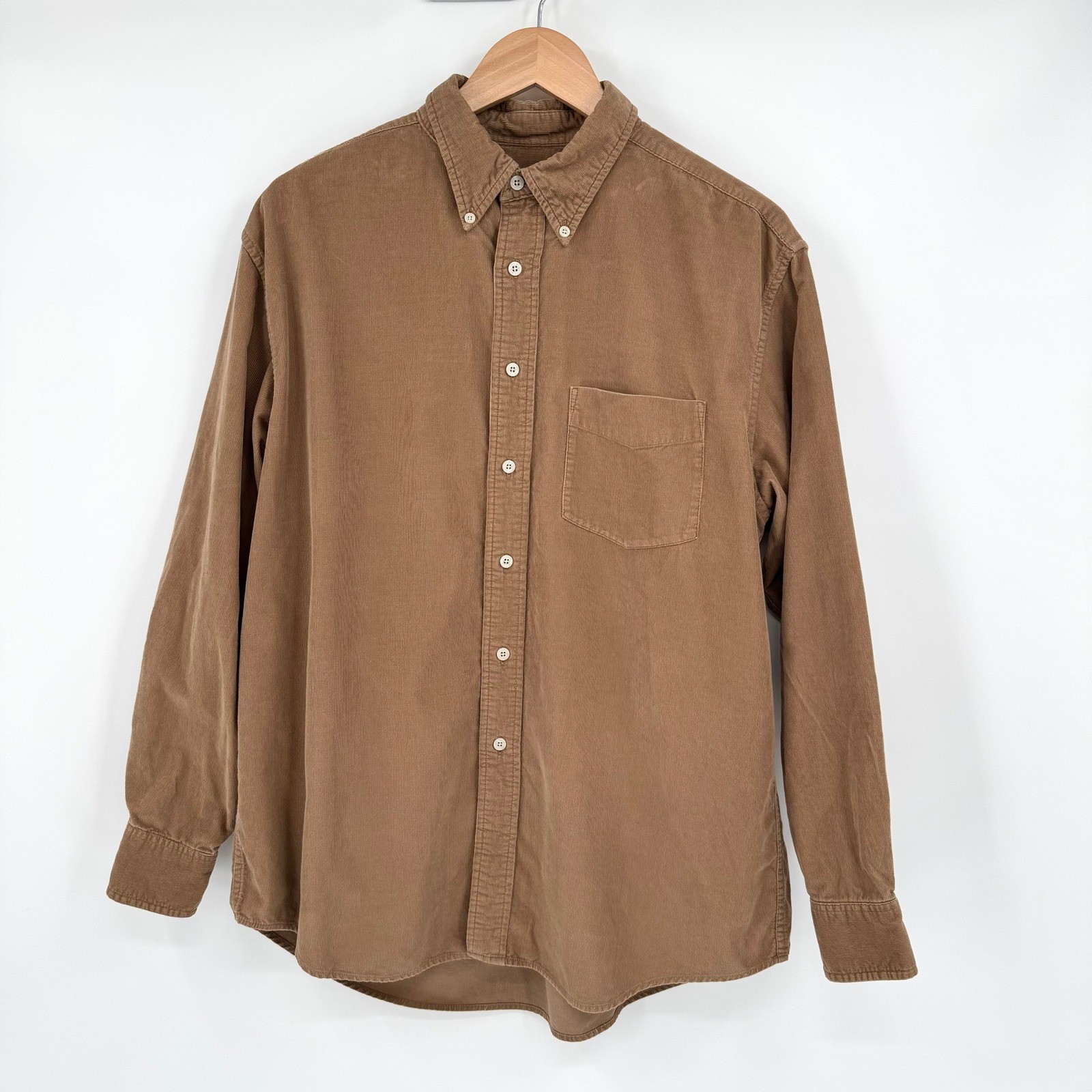 Covington Vintage Mens Corduroy Button Down Shirt Tan Long Sleeve Cotton Medium