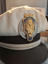 Polizeischirmm&uuml;tze der Stadtpolizei Venedig
