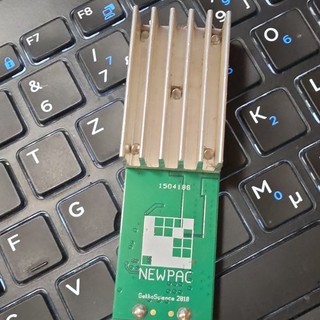 GekkoScience NEWPAC USB DONGLE Platine mit Kühlkörper USB BitcoinMiner Sha 256