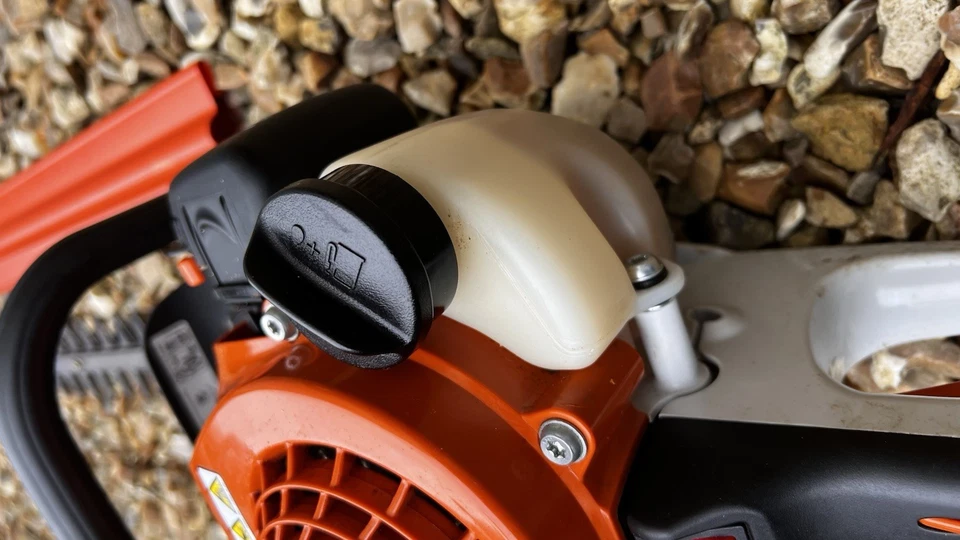 STIHL HS 45 Hedge Cutter/Trimmer 24” Petrol - Image 4 of 4