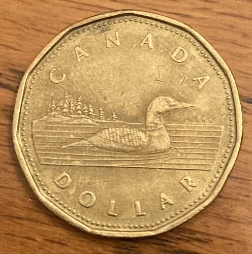 2002 LOW MINTAGE Canada one dollar loonie **75% off combined shipping**