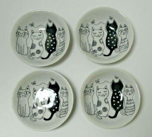 (4) Dessert Snack BOWLS Plate Dish Black & White Kawaii Cats JAPAN  Excellent! - Picture 1 of 12