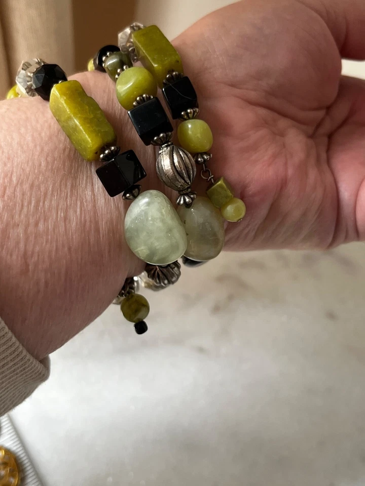 Coil Wire Wrap Bracelet Green Glass Peridot Stone Gold Metal Beads Artisan - Image 3 of 4