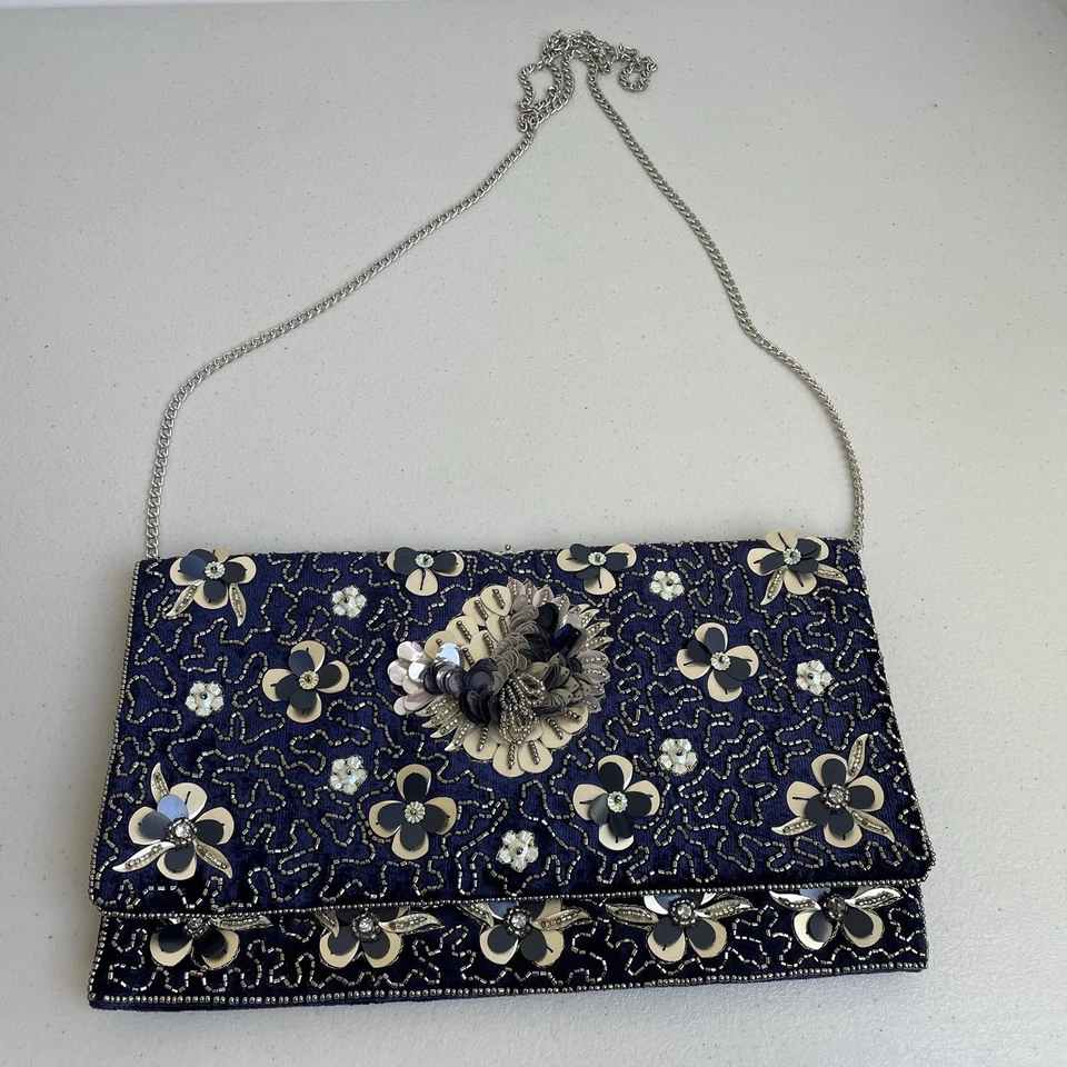 Velvet Shoulder Bag Love Weaves, Shell Beads Wedding Prom Festival Vintage Style - Image 2 of 4