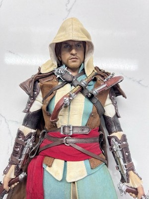 LOOSE DAMTOYS Edward Kenway Assassins Creed Black Flag 1/6 *** PLEASE READ***