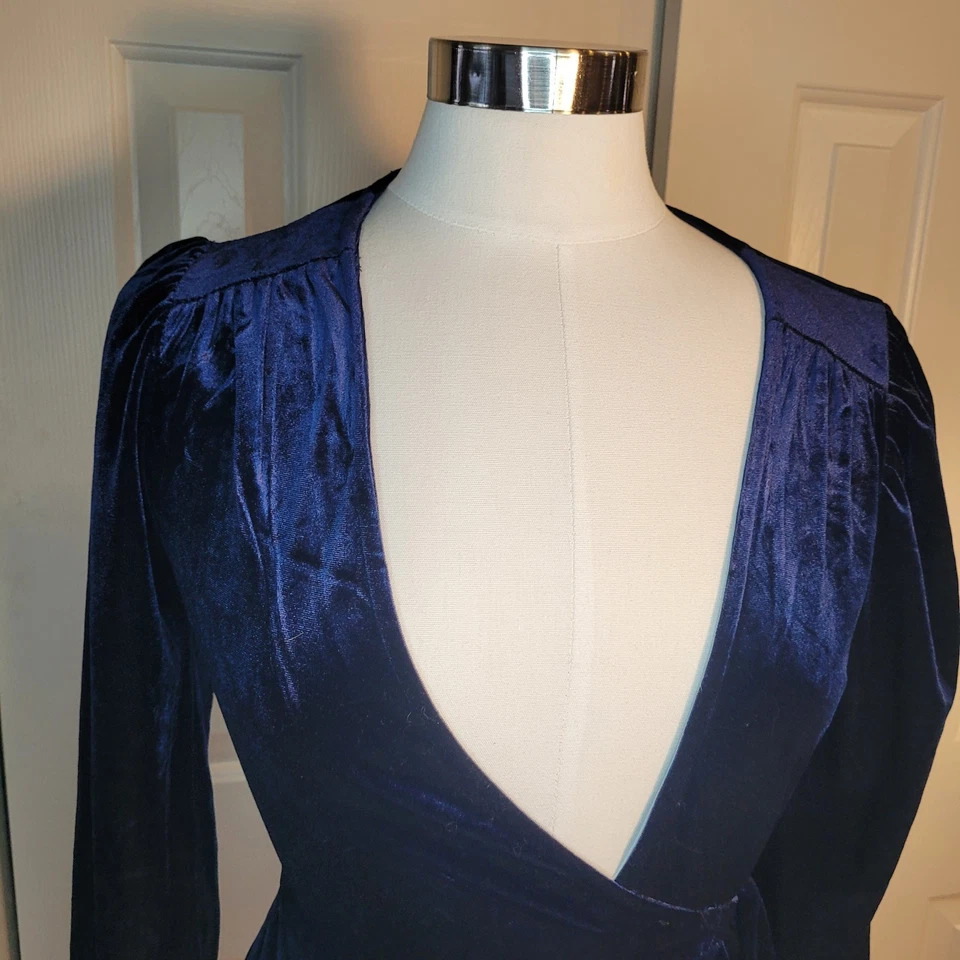 Wrap Dress Size M Velvet Whimsigoth Navy Blue Smocked Long Sleeve V-Neck Stretch - Image 2 of 4