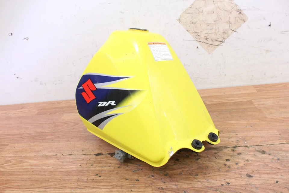 Suzuki DR200SE 2007 tanque de gasolina tanque de combustible con llave Foto 2 de 4