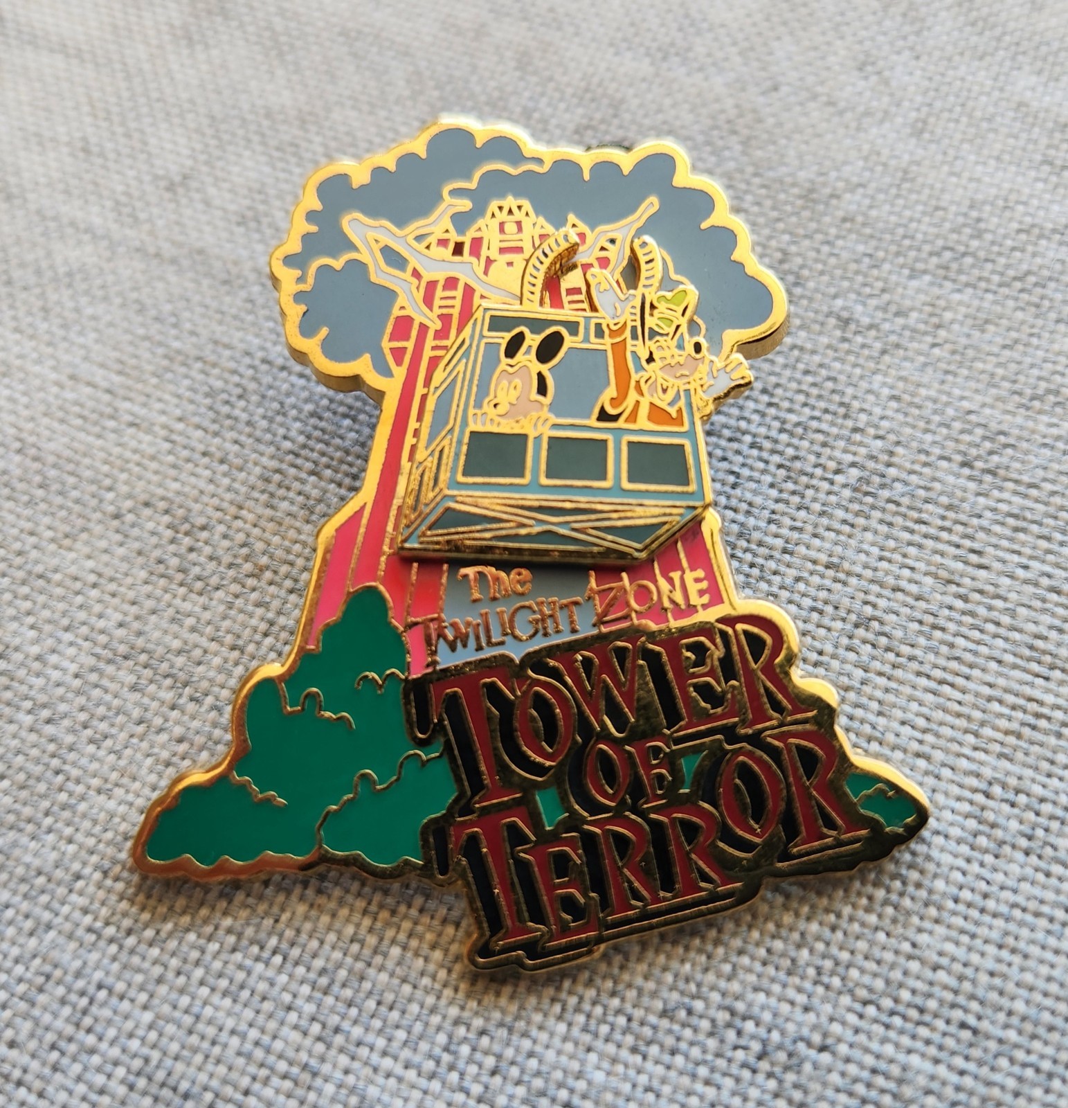Disney 2006 Twilight Zone Tower of Terror Mickey & Goofy Slide Pin