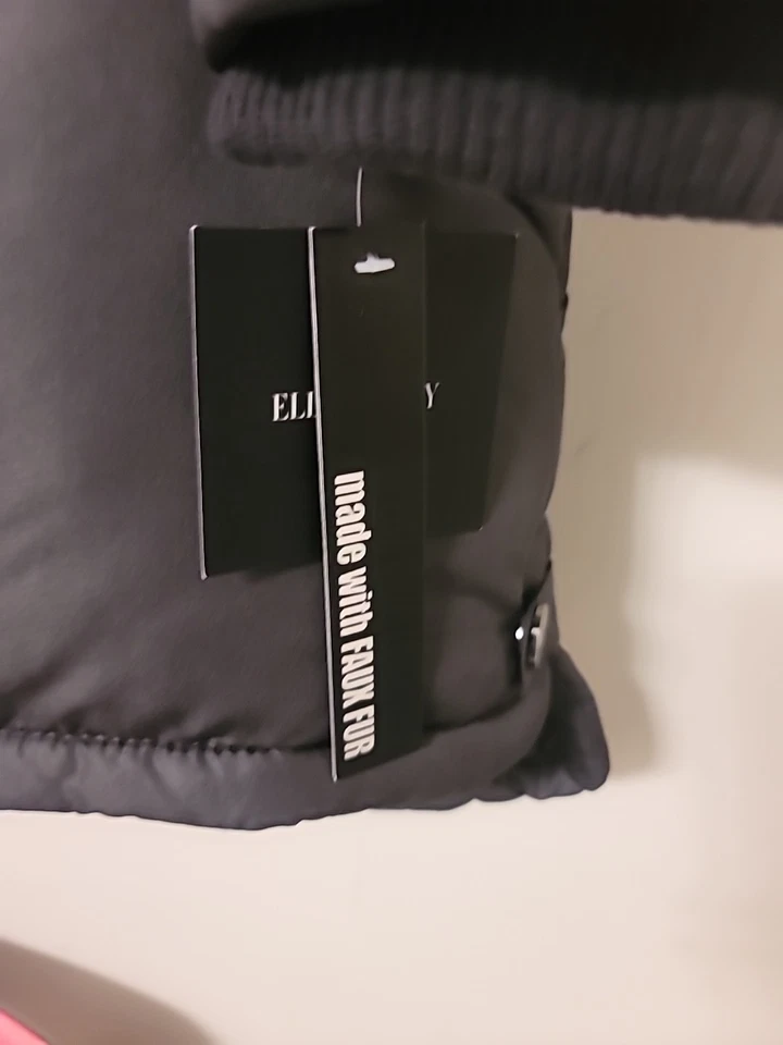 Ellen Tracy Women's Extra Large Puffer Coat Jacket Parka Faux Fur Trim Gray NWT - Image 4 of 4