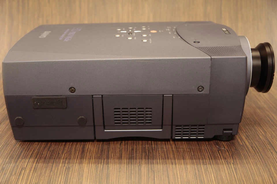 Sanyo PLV-70 1366x768 WXGA+ LCD projector - Works great- Low use genuine lamp - Image 2 of 4