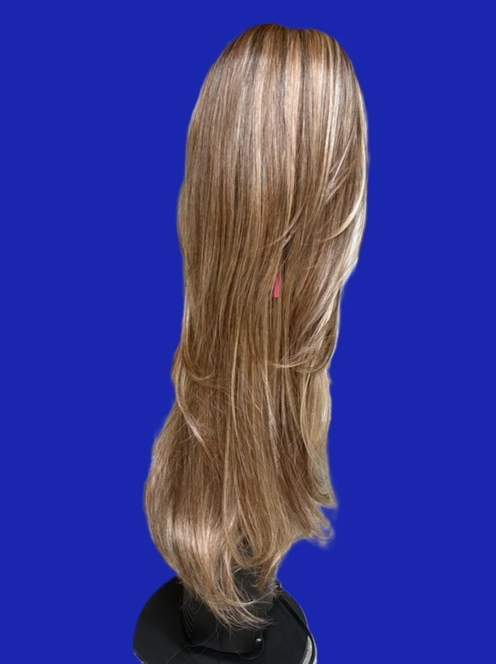 Peluca Cosmética Chelsey Smith (Pequeña) Tiffany/Mezcla Rubia 27"L Nueva con Etiquetas Foto 3 de 4