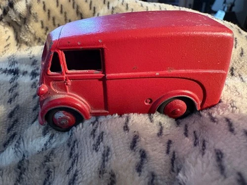 Vintage Dinky ROYAL MAIL VAN 260 Morris J Van tyre missing no RM signs nice cond
