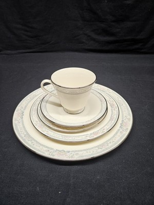 Lenox Cosmopolitan Collection CHARLESTON 5-piece Place Setting #4