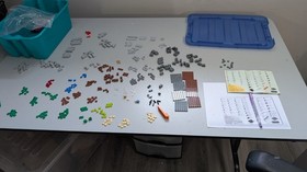 Lego Minecraft Microworld 21102 complete with manual and spares