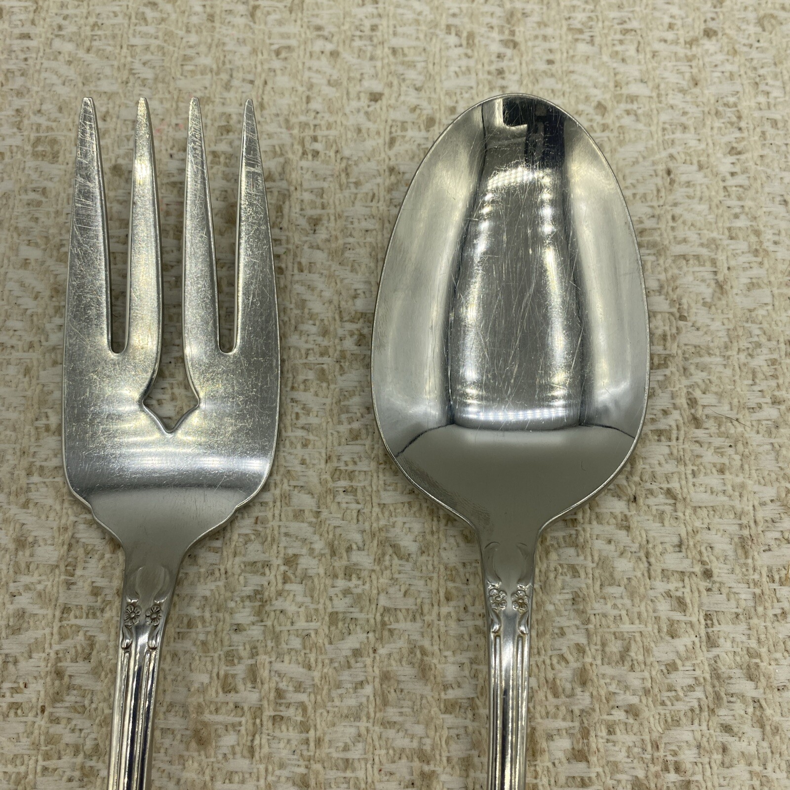 2-Piece Oneida Distinction Deluxe Stainless Salad Server Spoon & Fork 8.5”