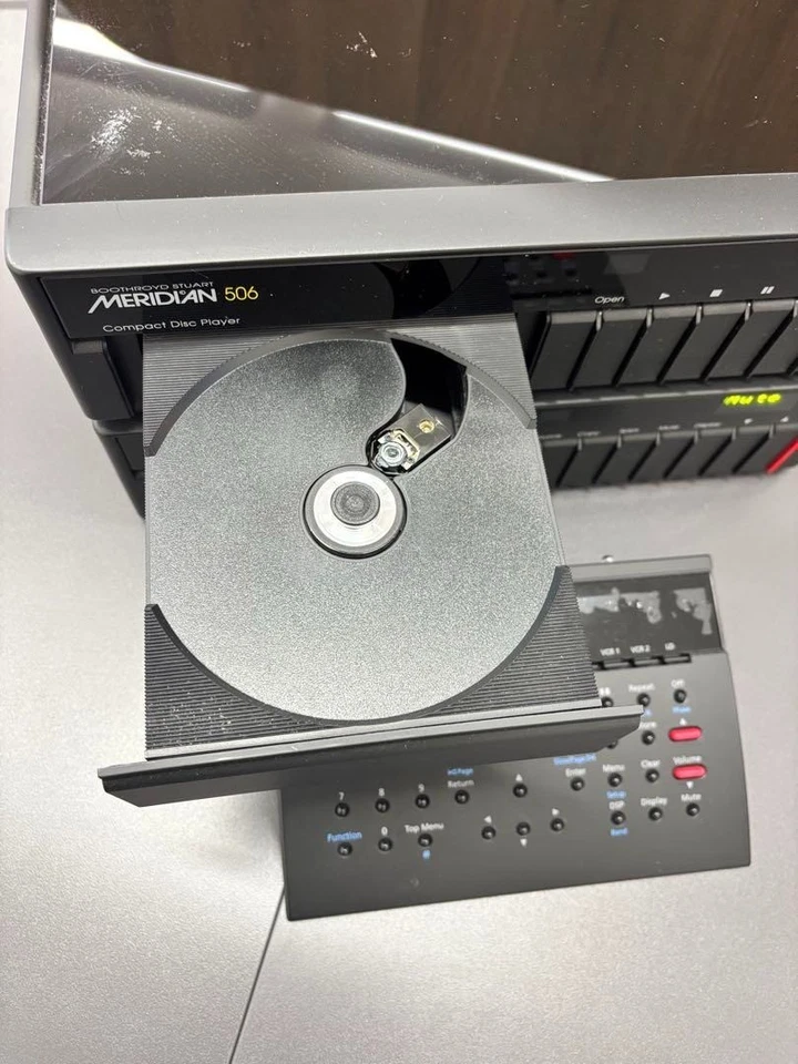 MERIDIAN 506 551 Reproductor de CD Amplificador Integrado Mando a Distancia Foto 4 de 4