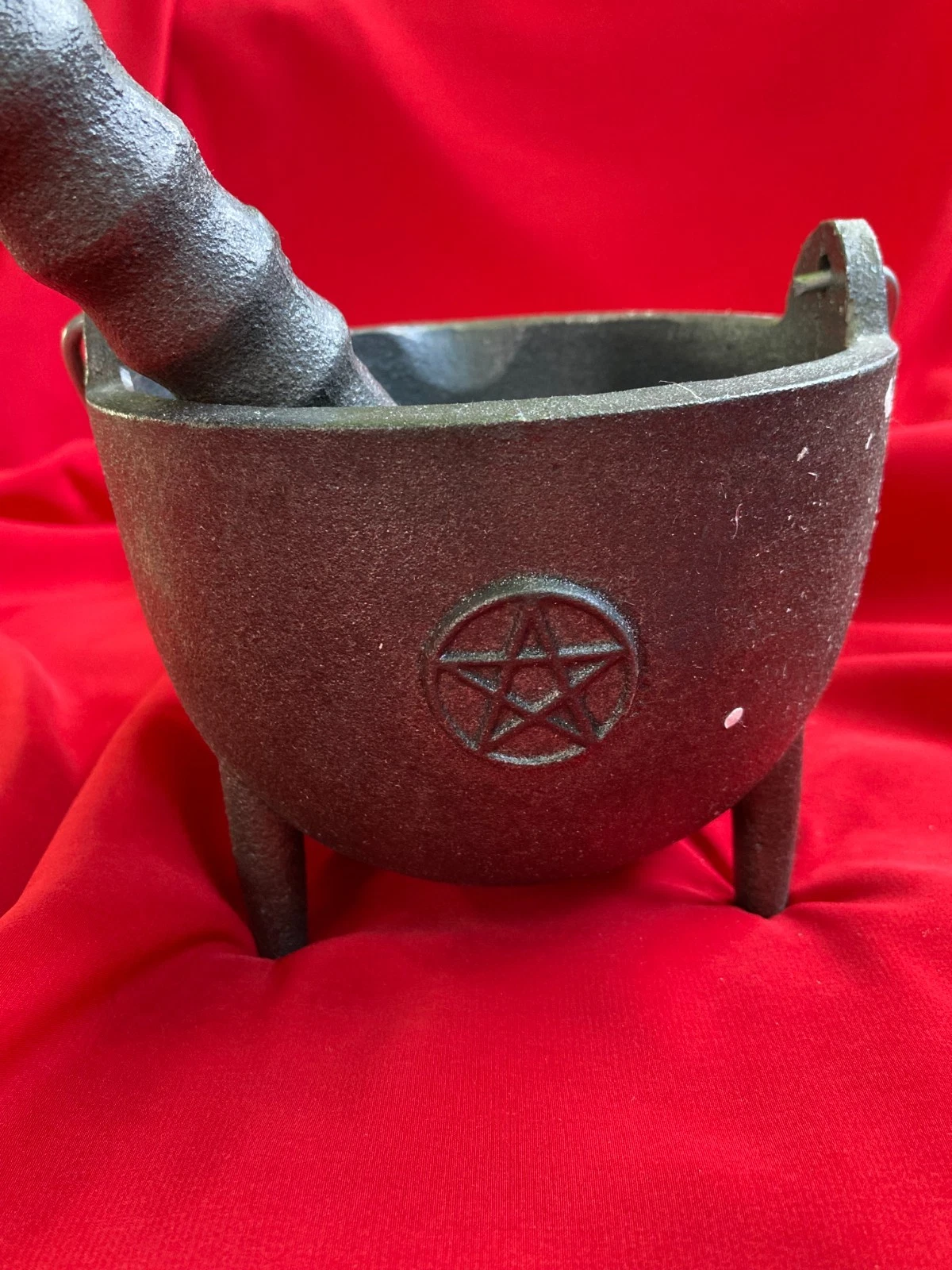 Wicca Pentacle Cauldron Cast Iron Cooking Pot Mortar Pestle Pour Spout Handle