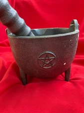 Wicca Pentacle Cauldron Cast Iron Cooking Pot Mortar Pestle Pour Spout Handle