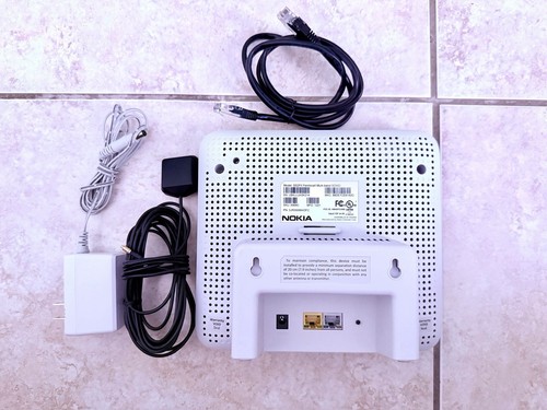AT&T 4G LTE Cell Booster Nokia SS2FII Femtocell Microcellule Multi-bande SOHO - Photo 2 sur 3
