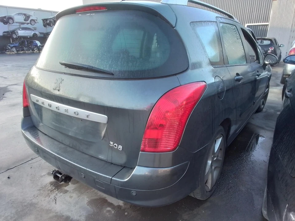 PEUGEOT 308 LEFT HEADLAMP T7, HATCH/WAGON/CABRIO, HALOGEN TYPE, 09/07-07/11 07 0 - image 3 of 4