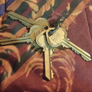 RUSSWIN Solid Brass Key Blanks Residential Commercial M Keyway 42917 258316