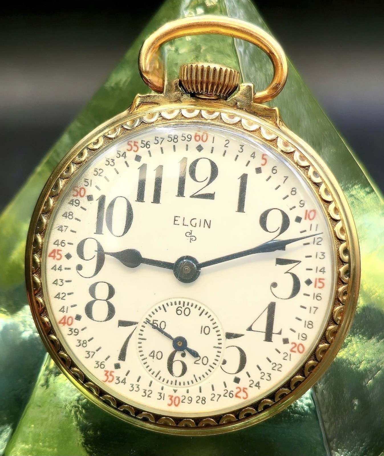 Vintage ELGIN 1951 Model 20 Pocket Watch W/ Superbly Decorated Case & Dial !!